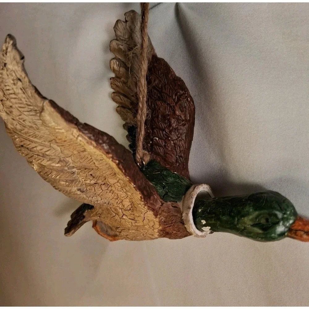 Vintage Mallard Duck Flying Ornament Crackle Style Finish Cabin Decor Head Moves